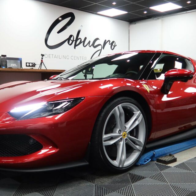 PPF brillant Paint Protection Film Film de protection de peinture Film de protection de la carrosserie Film de protection voiture Film de protection moto La Rochelle Rochefort Film de protection voiture la rochelle xpel x-pel