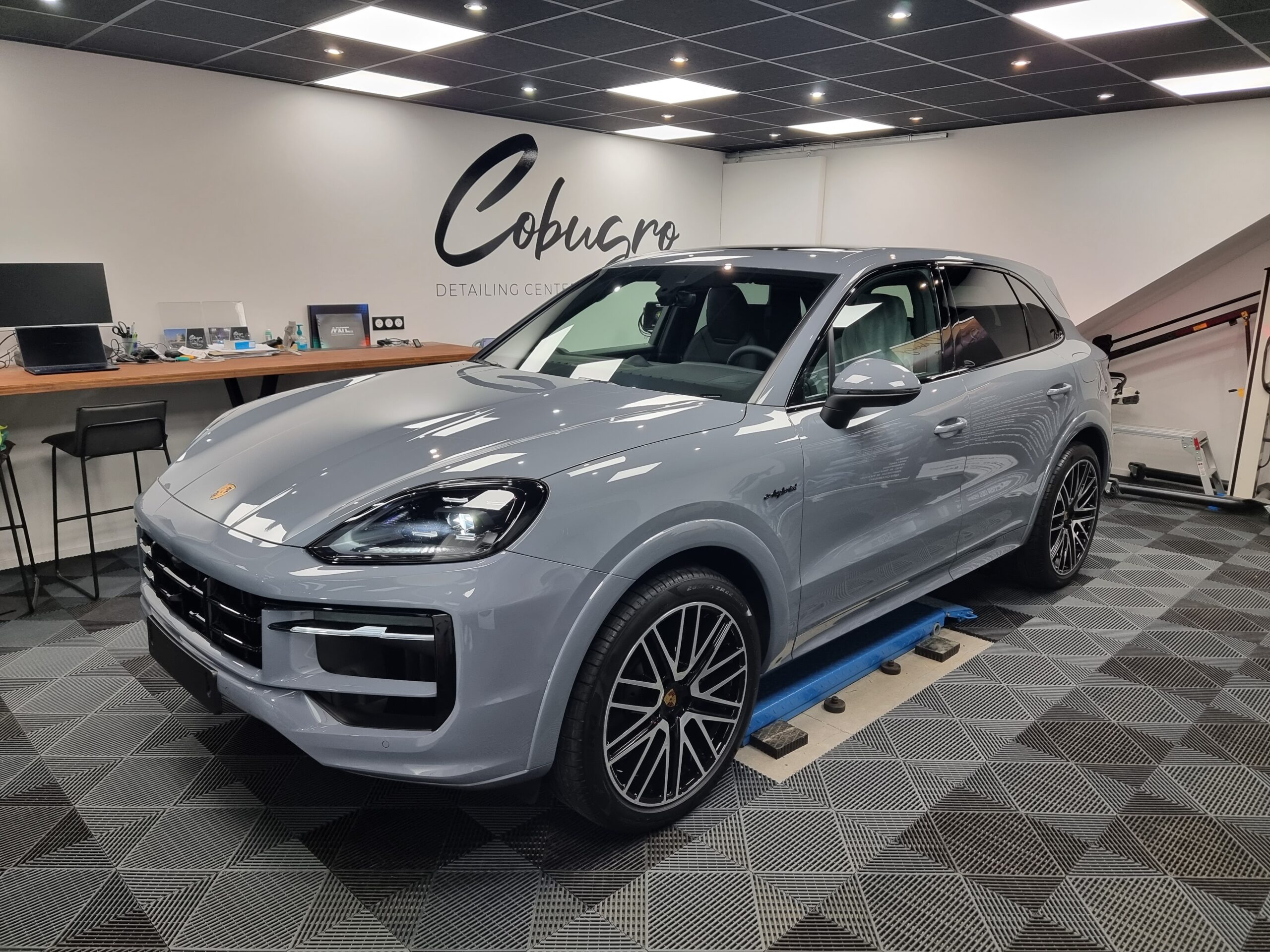 Porsche Cayenne e-hybrid